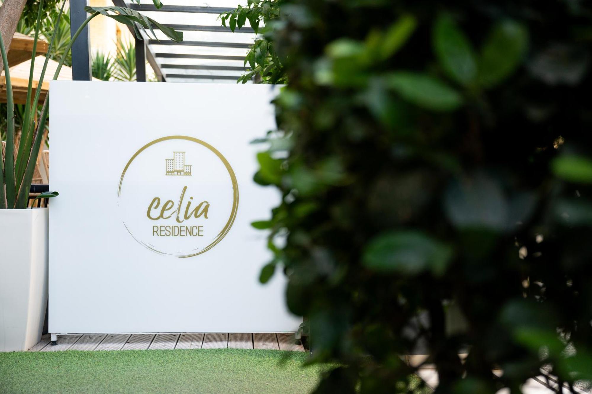 Celia 2*