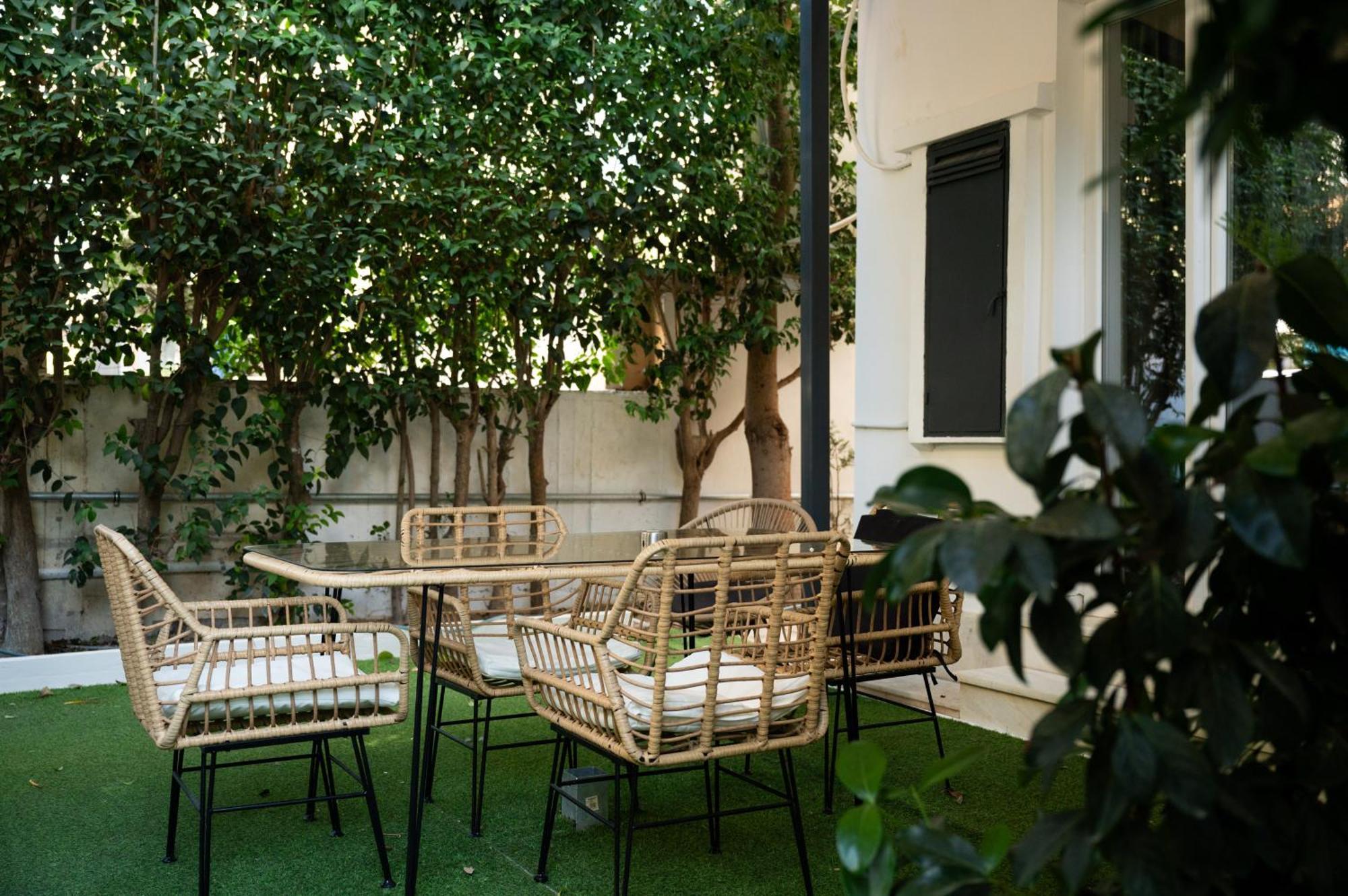 Apartahotel Celia Atenas